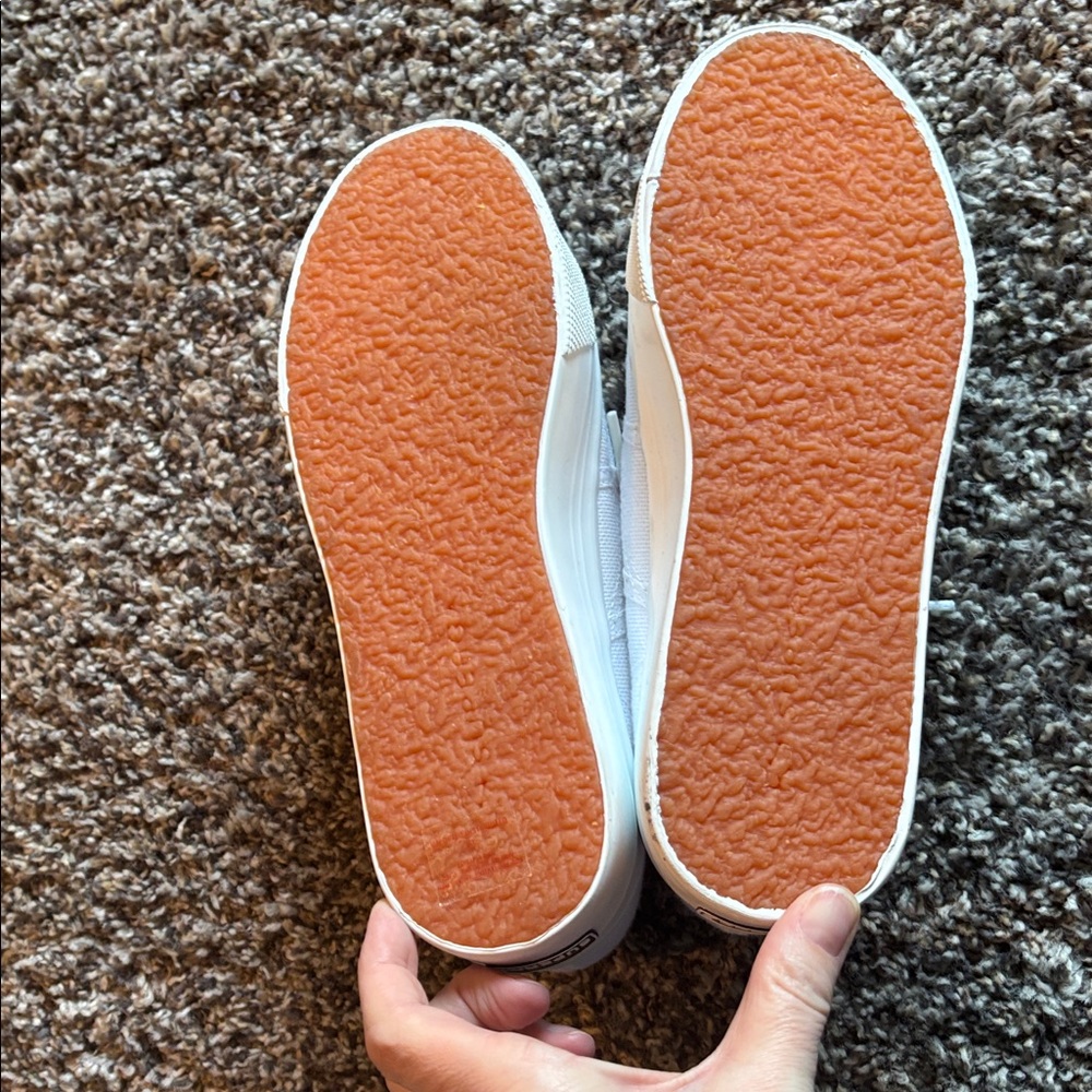 Superega white platform size 37.5 fits like a 7.5us shoes - Picture 4 of 6